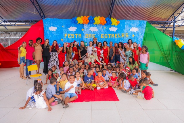 Árvore dos Sonhos realiza o desejo de Natal de quatro mil crianças em Salvador