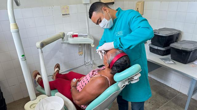 Prefeitura de Glória Realiza Confecção de Moldes para Próteses Dentárias em 50 Pacientes