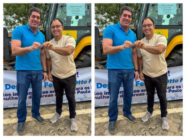 Prefeito Mario Galinho recebeu neste domingo a visitar do Deputado Federal Otto Filho que entregou equipamentos fundamentais, uma retroescavadeira e um trator de aração