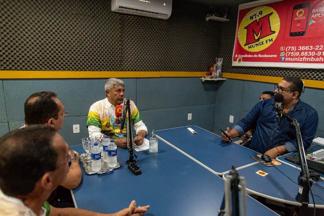 Em entrevista no Recôncavo, Jerônimo reforça que não troca obras por apoio político