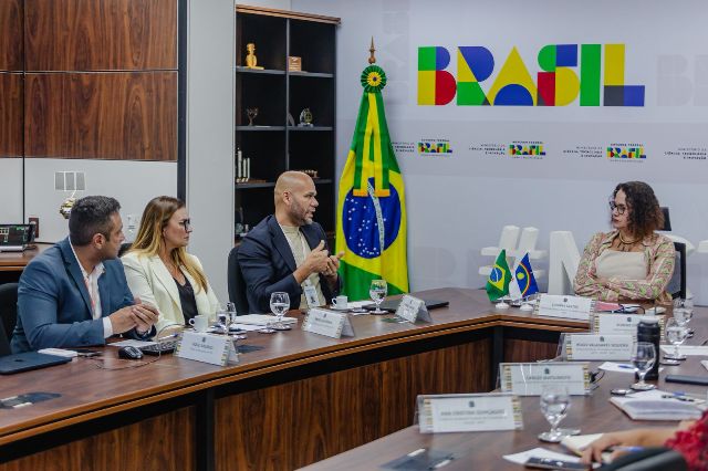 Phiz: O Super Chat 100% Brasileiro que Quer Transformar a Comunicação Digital