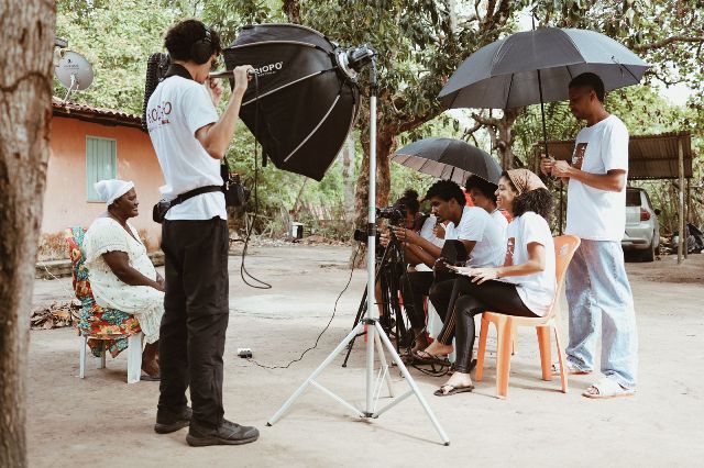 Faltam 6 dias para a estreia do documentário que celebra a força e a ancestralidade das lavadeiras de LençóisA contagem regressiva começou!