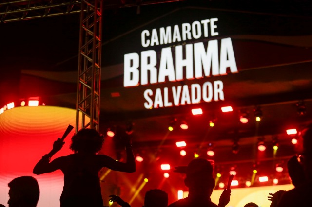 Primeira noite do Camarote Brahma Salvador esgota ingressos no Carnaval 2026