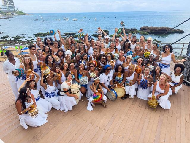 Agbelas é destaque na Festa de Iemanjá em Salvador e leva Oferenda Musical ao Rio de Janeiro