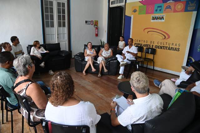 Secretaria de Cultura do Estado realiza escuta com comerciantes antes de iniciar reforma no Largo Pedro Archanjo