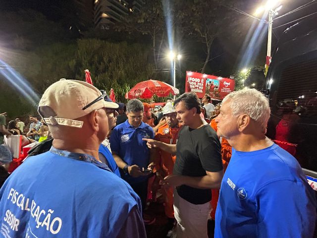 Sedur autua produtora e proprietário do trio elétrico da banda Pagodart por superlotação e risco à segurança