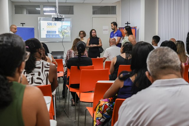 Prefeitura de Salvador qualifica permissionários do Mercado Modelo