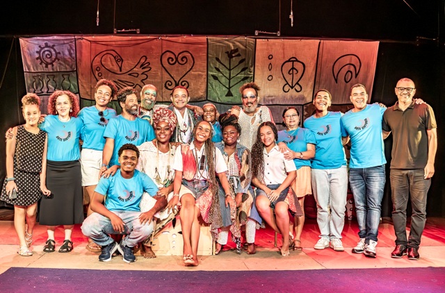 Espetáculo de grupo de teatro baiano integra maior circuito de artes cênicas do país