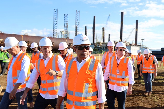 Ponte Salvador-Itaparica: governador acompanha avanço e movimentação no canteiro de São Roque Paraguaçu, em Maragogipe