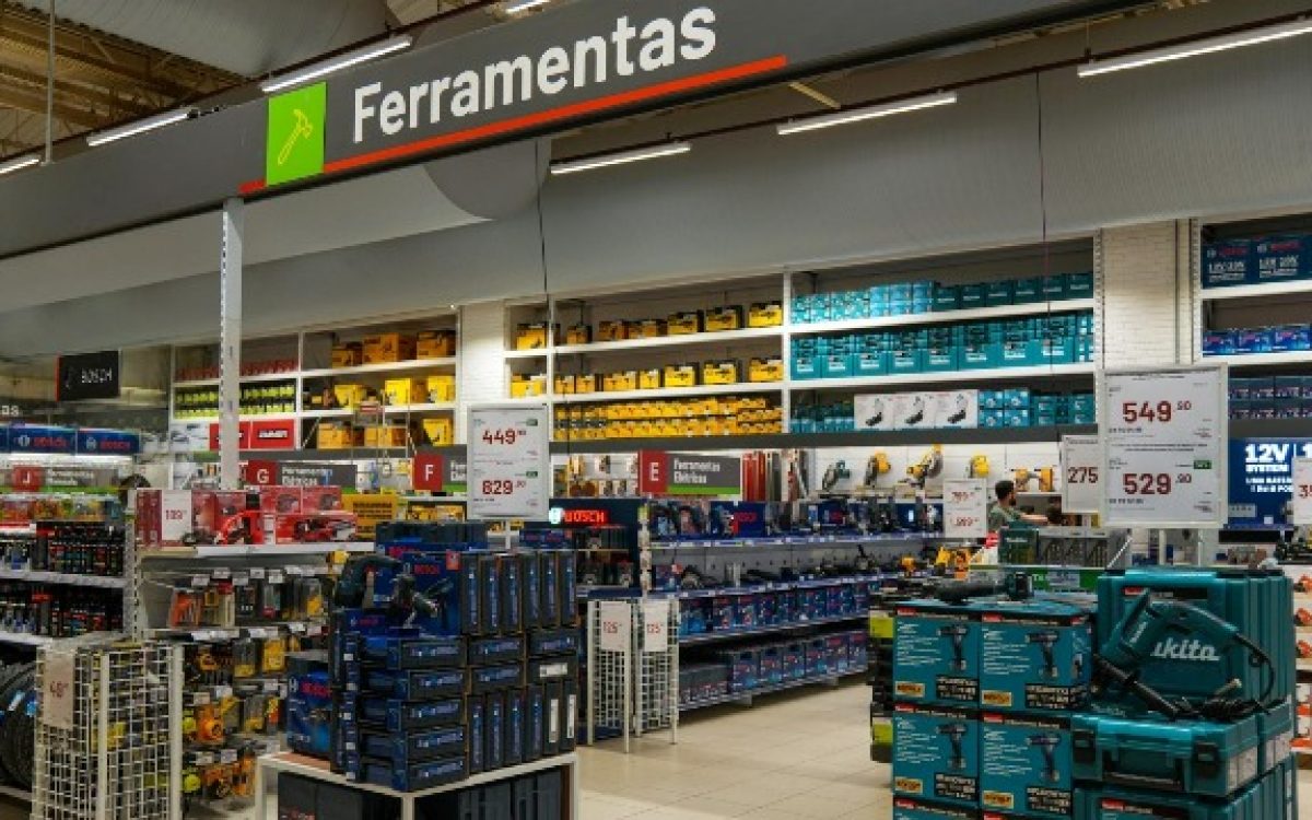 Reorganização de ambientes eleva demanda por ferramentas e itens funcionais