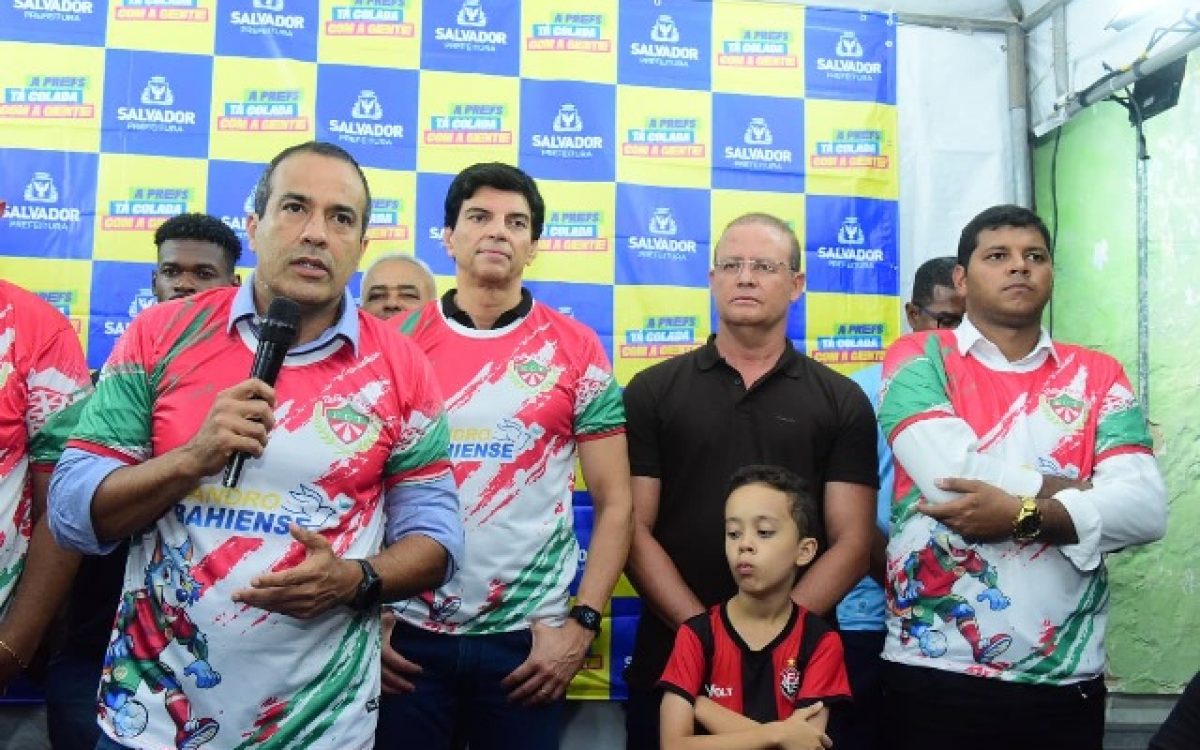 Prefeitura assina ordem de serviço para revitalizar o Campo do Tejo com investimento de cerca de R$ 5 milhões