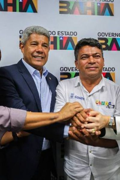 Mais um prefeito do União Brasil acena para Jerônimo e dispara: “nossa bandeira pode ser vermelha”