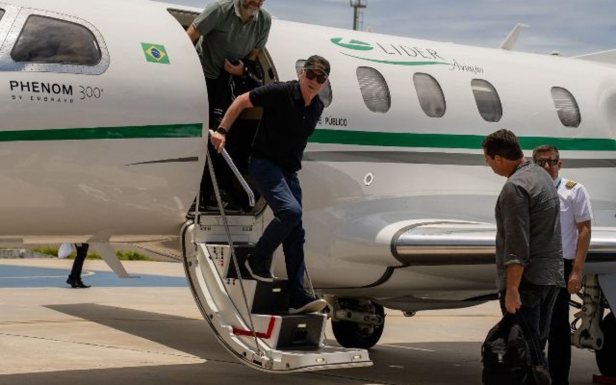 Carlo Ancelotti chega a Salvador para imersão no Carnaval