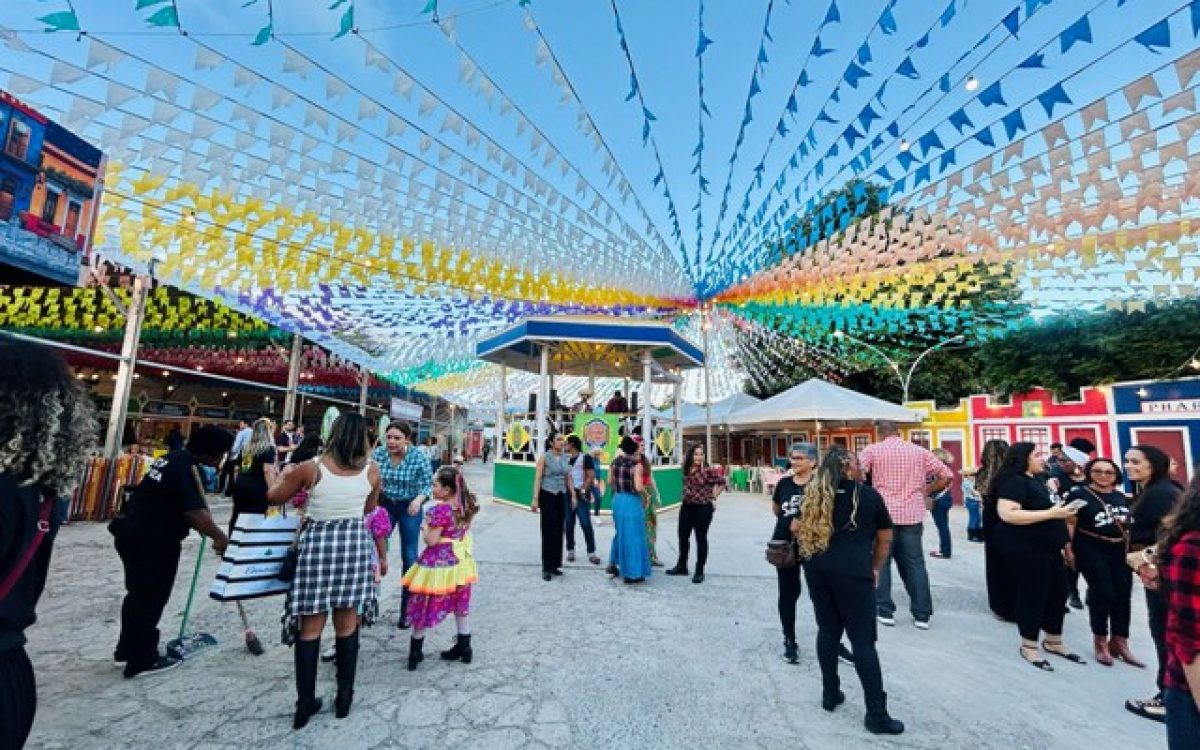 ARRAIÁ FOLIA DA FAMÍLIA ABRE AS PORTAS AO PÚBLICO PELA PRIMEIRA VEZ EM 25 ANOS