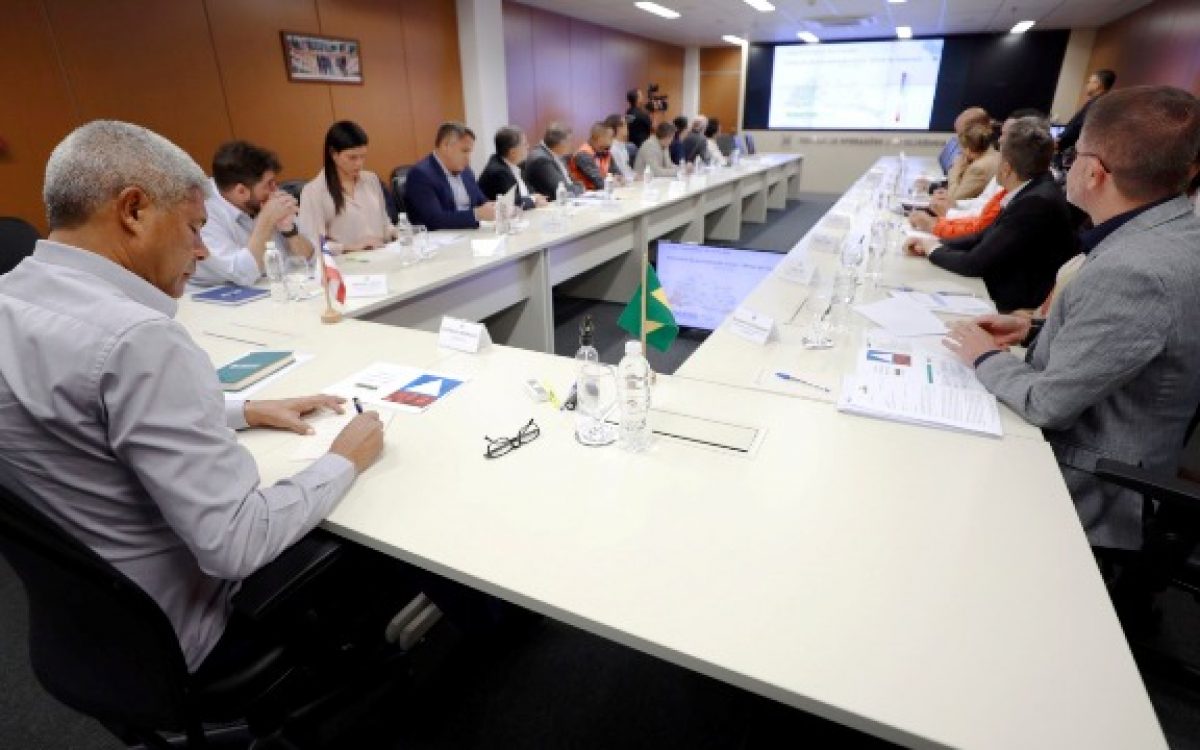 Órgãos estaduais discutem ações prolongadas de combate à estiagem