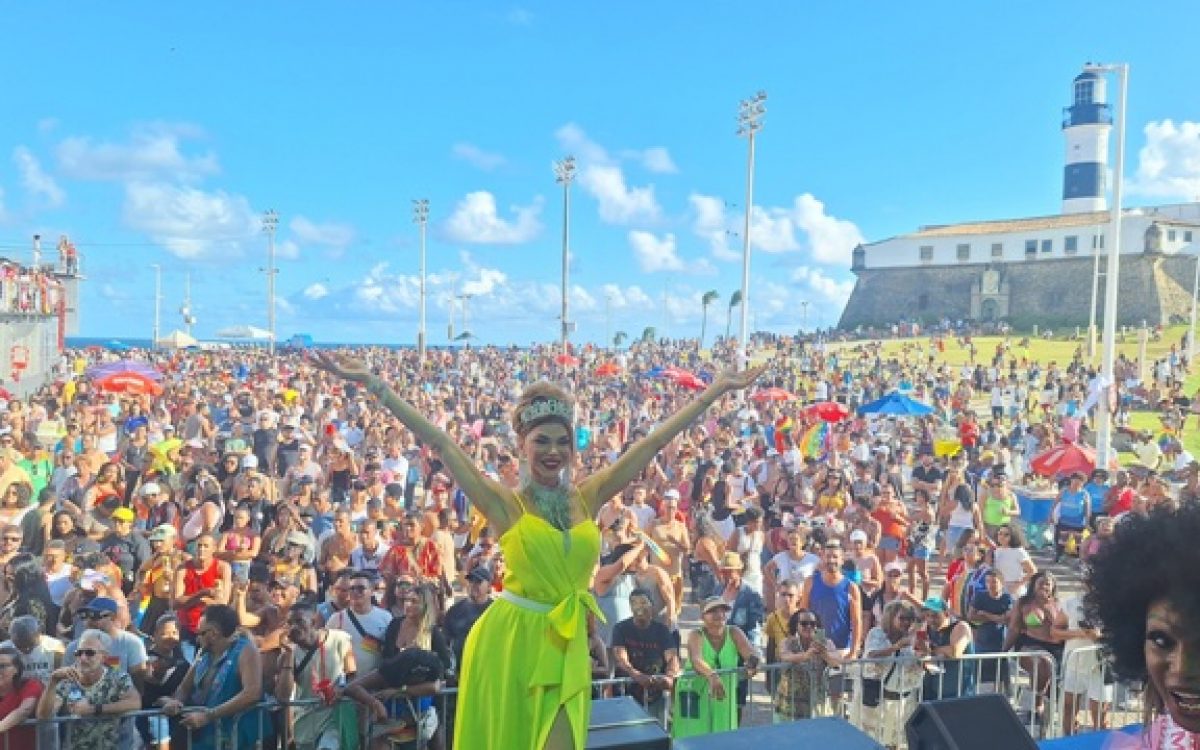 Salvador celebra diversidade no 22º Orgulho LGBT+ Bahia com homenagem à população idosa
