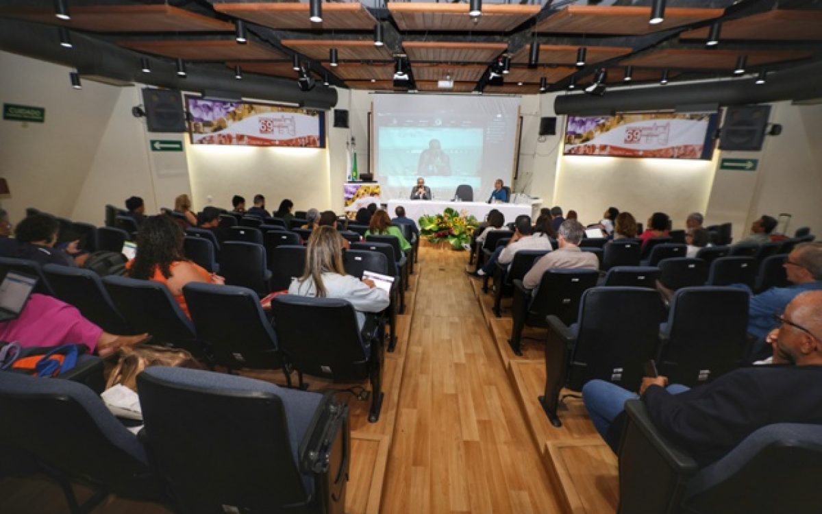 Parceria entre Sesab e Fiocruz fortalece políticas públicas de saúde na Bahia