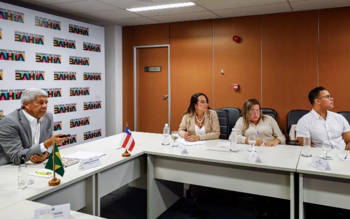 Governador se reúne com prefeita de Araci e discute novos investimentos para o município