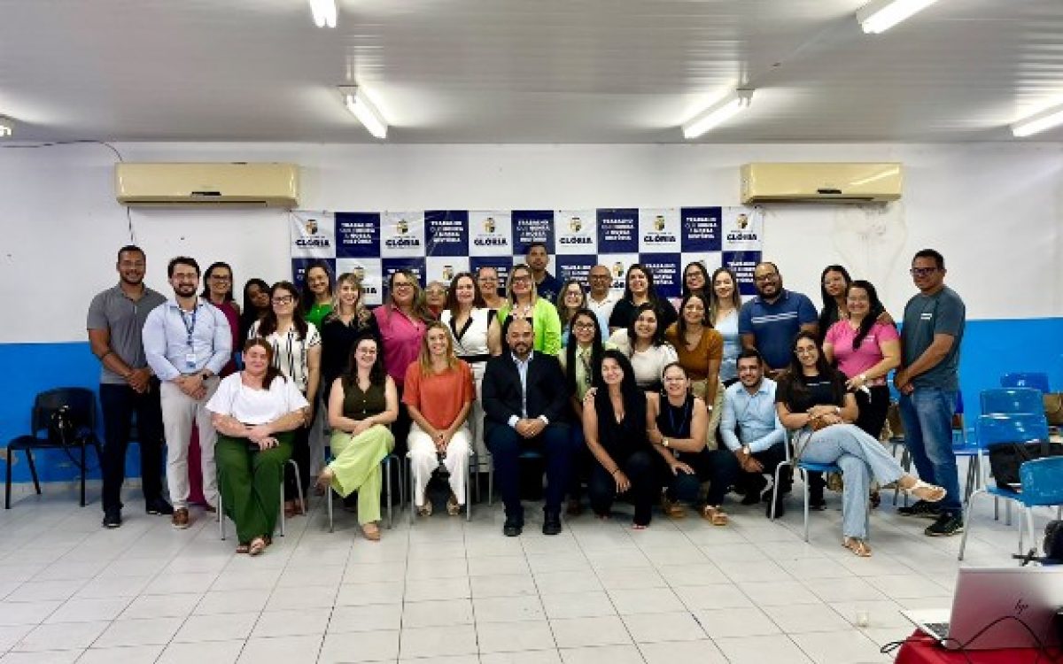 Glória promove reunião para fortalecer a rede de proteção a crianças e adolescentes vítimas de violência