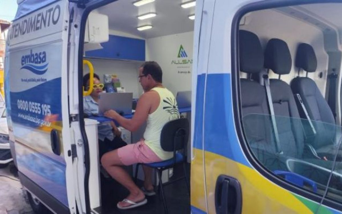 Unidade móvel da Embasa atende moradores da Mata Escura