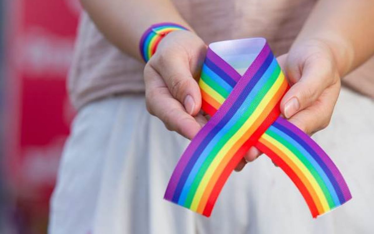 Violência contra a população LGBTQIAPN+ é tema de simpósio gratuito da Unijorge