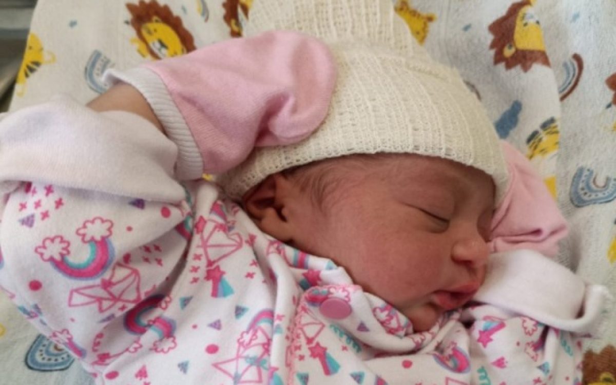 Maternidade Regional de Camaçari registra nascimento do bebê de número 15 mil