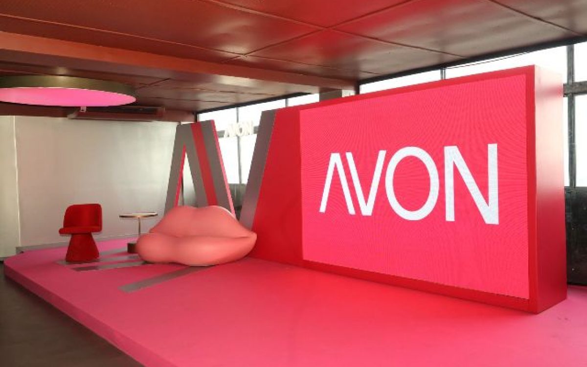 Em relançamento histórico em São Paulo, Avon inaugura DNA de “Femtech” para toda sua operação na América Latina
