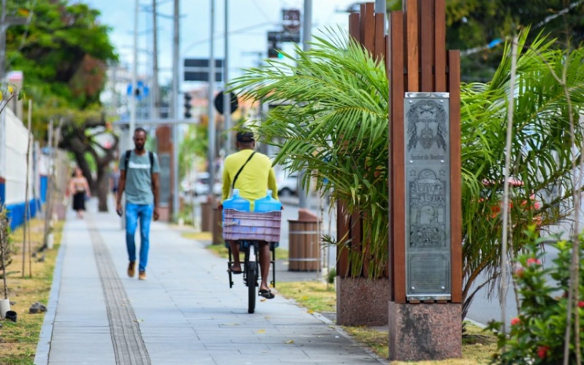 Às vésperas da Lavagem do Bonfim, obras do Caminho da Fé são restauradas após vandalismo