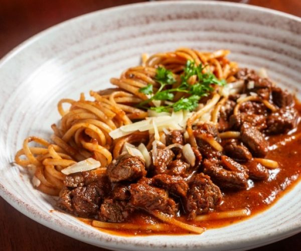 Jota Gastronomia cria menu Restaurant Week com referências nas regiões do país