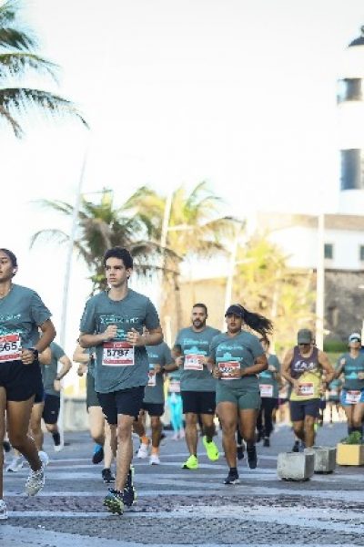 Etapa Shopping Barra da meia maratona Santander Track&Field Run Series acontece no Dia dos Pais