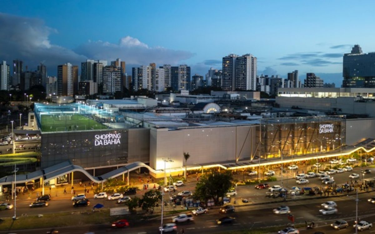 Shopping da Bahia terá funcionamento especial durante jogo do Brasil na Copa nesta segunda-feira (29)