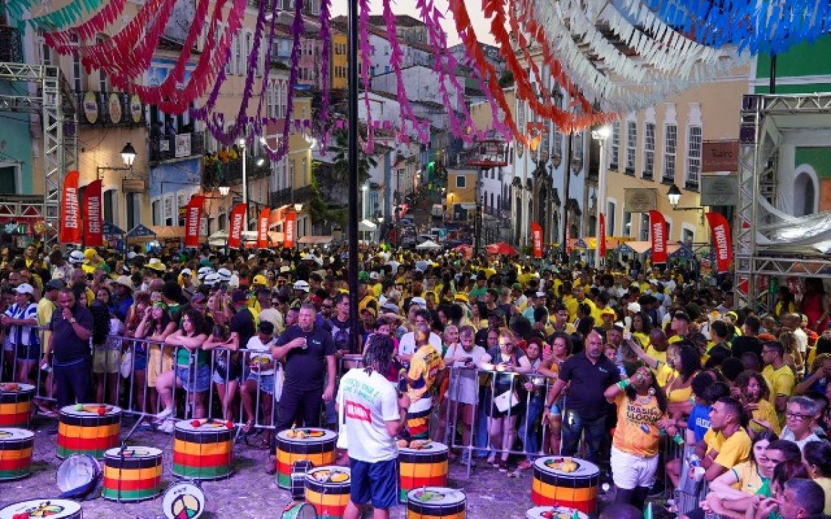 Torcida Brasil Olodum lota Largo do Pelourinho e confirma próxima edição
