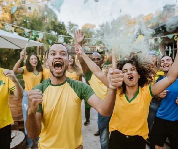 Por que os brasileiros ficam tão emocionados na Copa do Mundo?