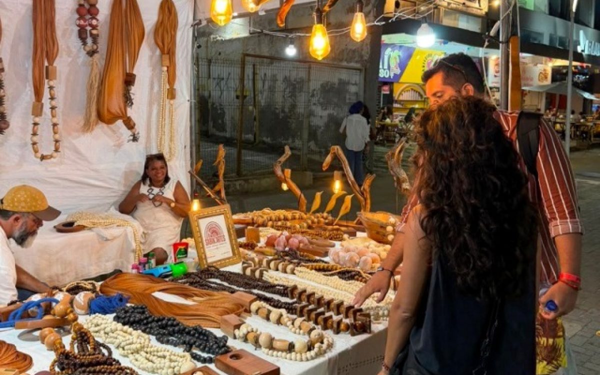 Feira de Variedades no Rio Vermelho impulsiona pequenos negócios e valoriza a diversidade