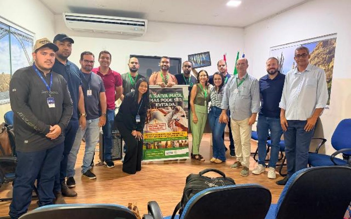 Equipe da Secretaria de Desenvolvimento Rural participa de capacitação para prevenção e controle da raiva e outras doenças no rebanho promovida pela ADAB