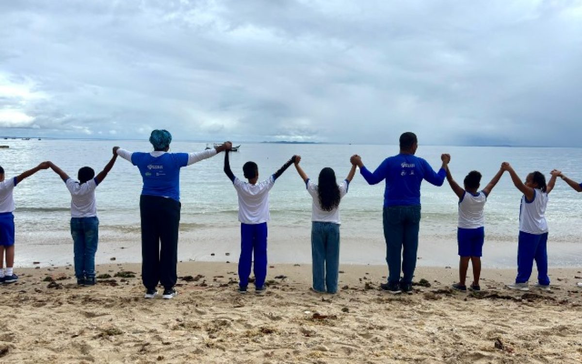 Cleanup Day: Projeto Mares mobiliza comunidade para ação de limpeza na Ilha de Itaparica