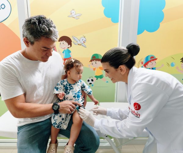 Meningite exige vacinação em dia e diagnóstico rápido, alerta especialista