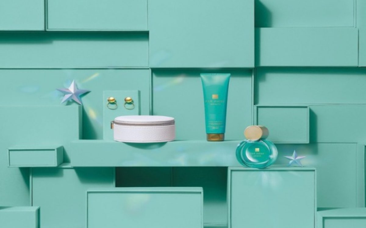 Avon oferece 10 itens de até R$150 reais como opções de presenteáveis para o Natal