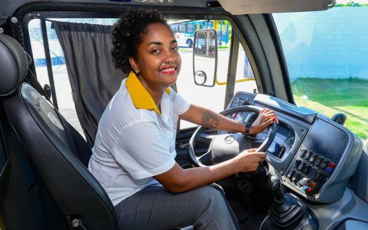 CREATOR: gd-jpeg v1.0 (using IJG JPEG v62), quality = 75