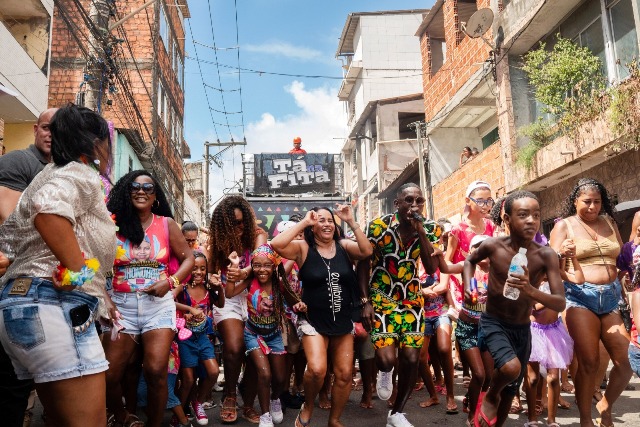 Carnaval no Circuito Mestre Bimba gera impacto positivo na economia do bairro e garante diversão em família