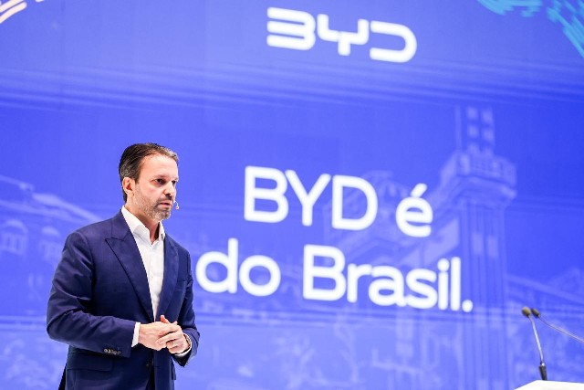 A BYD está disponibilizando 508 vagas nas plataformas SineBahia e CIAT, além de já estar em processo de contratação, via Gupy, de aproximadamente 500 empregados em julho e agosto