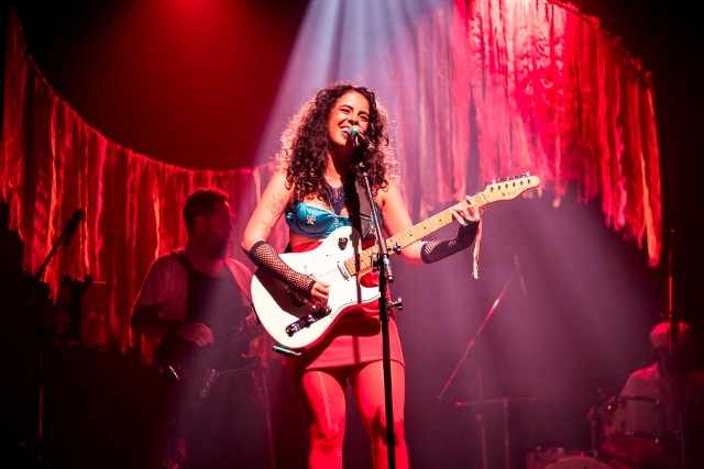 Andrezza celebra os 80 anos de Gal Costa com duas apresentações especiais