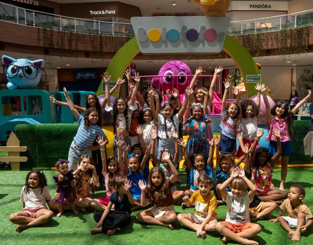 Parque Bolofofos chega ao Shopping Paralela e garante diversão para as crianças