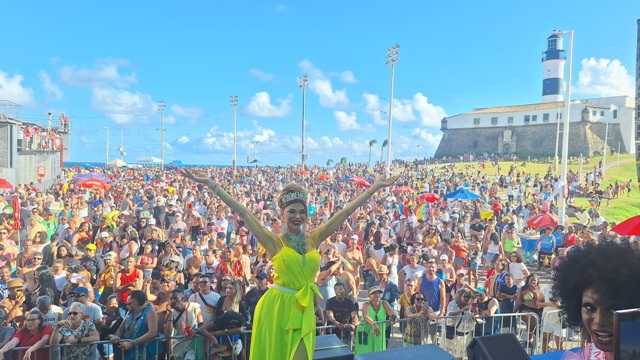 Salvador celebra diversidade no 22º Orgulho LGBT+ Bahia com homenagem à população idosa