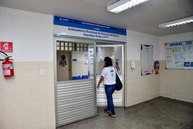 Saúde de Salvador alerta para os cuidados contra o HTLV durante o Setembro Vermelho e Branco