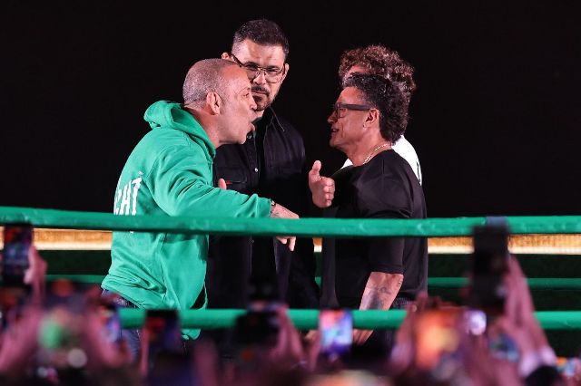 Spaten Fight Night 2: Encarada de Popó e Wanderlei Silva tem troca de provocações em evento para multidão de pessoas em plena Faria Lima e com presença de Vitor Belfort