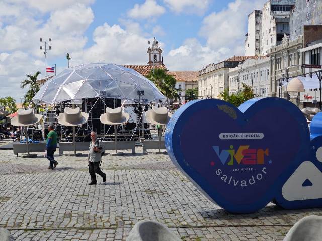 Viver Salvador na Rua Chile começa nesta sexta-feira (5) com apresentações do Balé Folclórico e de Jau