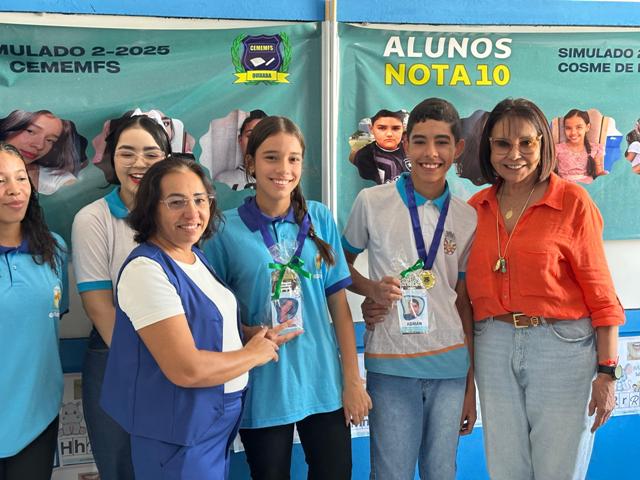 Prefeitura de Glória premia alunos e professores destaques do 2º Simulado SABE e SAEB