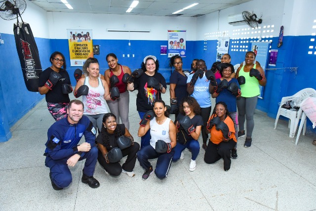 Guarda Municipal inicia aulas gratuitas de boxe para mulheres em Salvador