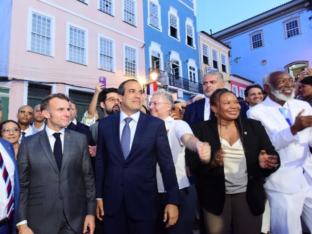 Prefeito Bruno Reis recepciona presidente da França, Emmanuel Macron, e participa de abertura do Festival Nosso Futuro França-Brasil